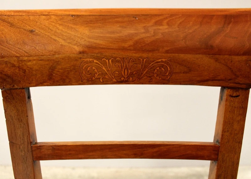 Chaise ancienne en noyer marqueté 19ème siècle