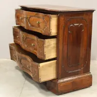 Commode ancienne en noyer 17ème siècle