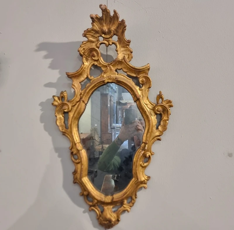 Coppia di specchiere dorate veneziane dell’800