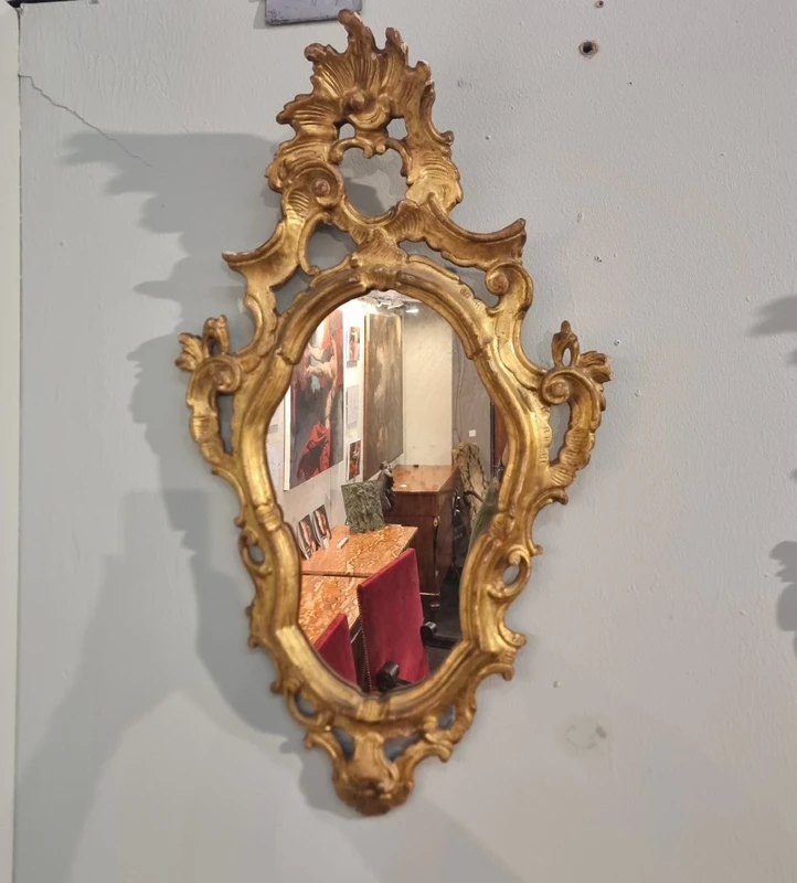 Coppia di specchiere dorate veneziane dell’800