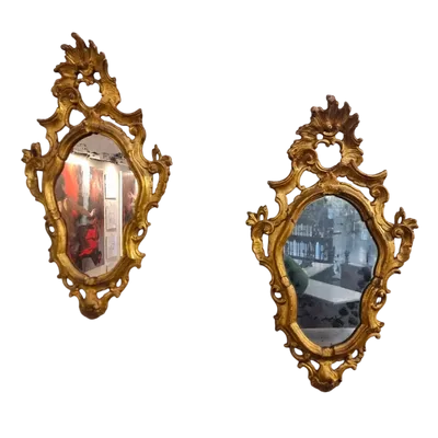Paire de miroirs vénitiens dorés du 19ème siècle