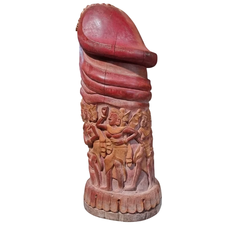 Scultura fallica balinese in legno intagliato del 1920