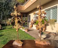 Coppia di candelabri del 1800 in lamierino dorato