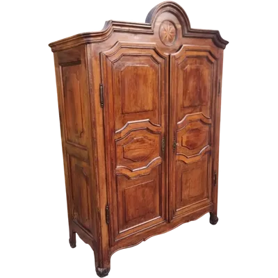 700 Occitaine oak closet