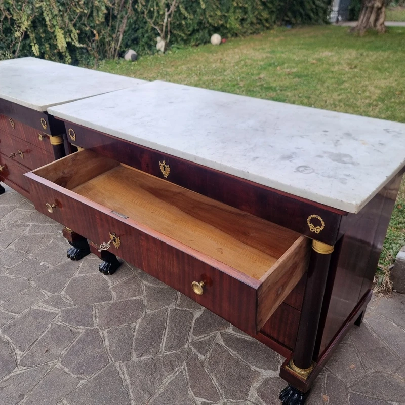 Pair of early Empire mahogany chests of drawers 1810 white marble