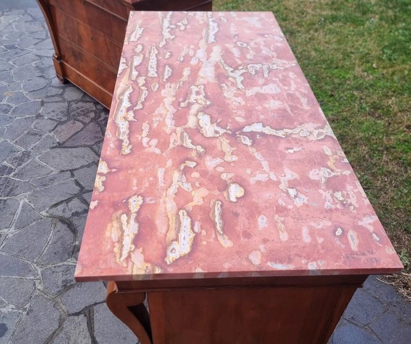 Coppia di cassettoni in noce Primo Impero 1810 con marmo Iran