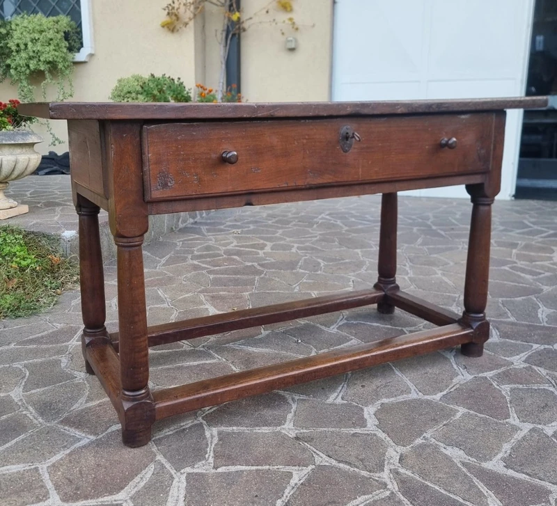 Tavolo fratino in quercia toscano del 600