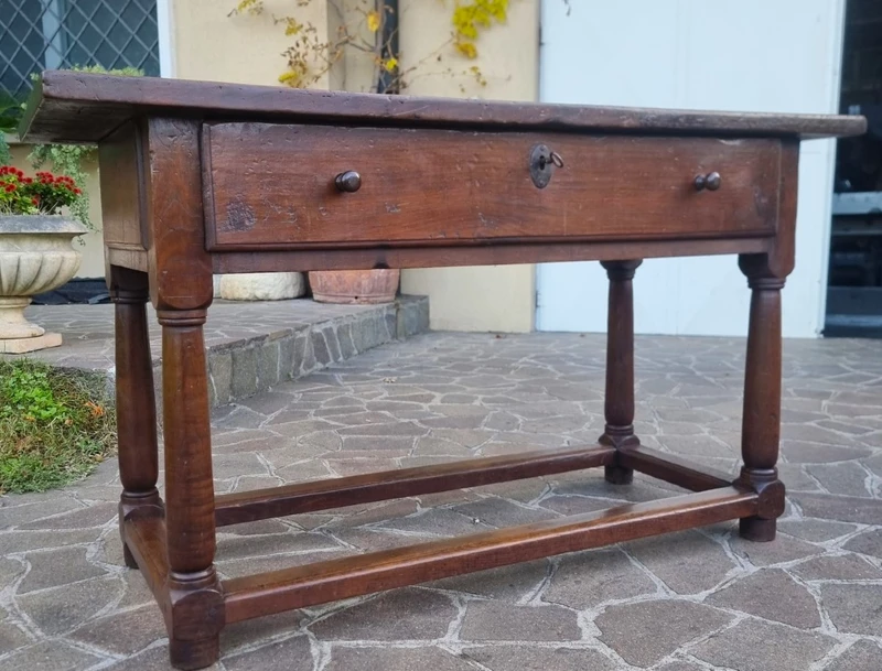 Tavolo fratino in quercia toscano del 600