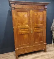Biedermeier 1820s ash-root cabinet.