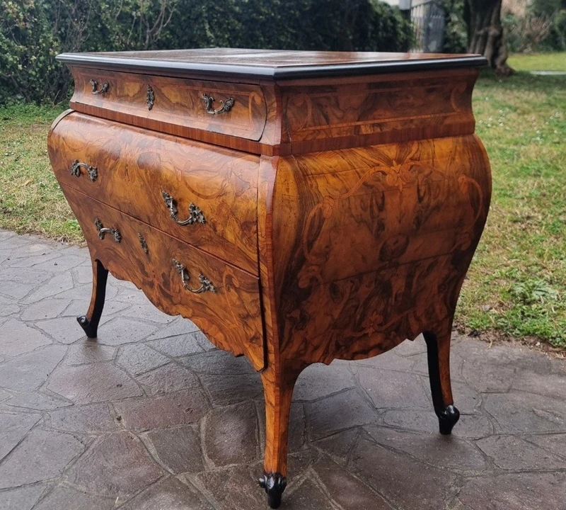 Cassettone Lombardo Fine '800 in Stile Luigi XV