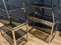 Élégante étagère vintage en acier chromé : style et fonctionnalité