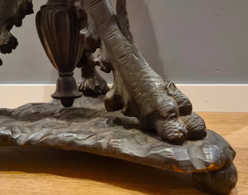 Tavolino da Appoggio in Legno Ebanizzato con Draghi: Un Tesoro dell'800