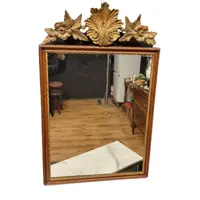 (1) Cadre de miroir Louis XVI du 18e siècle avec meneau vénitien doré