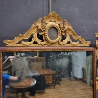 (2) Cadre de miroir Louis XVI du 18e siècle avec meneau vénitien doré
