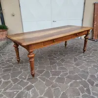 Table en noyer des années 1800 avec couvercle à deux axes