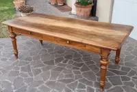Table en noyer des années 1800 avec couvercle à deux axes