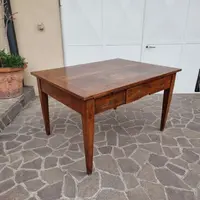 Table à écrire en noyer du XVIIIe siècle