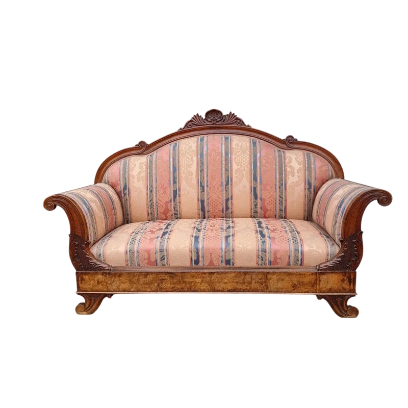 The Timeless Elegance of an 1800s Venetian Sofa in Walnut