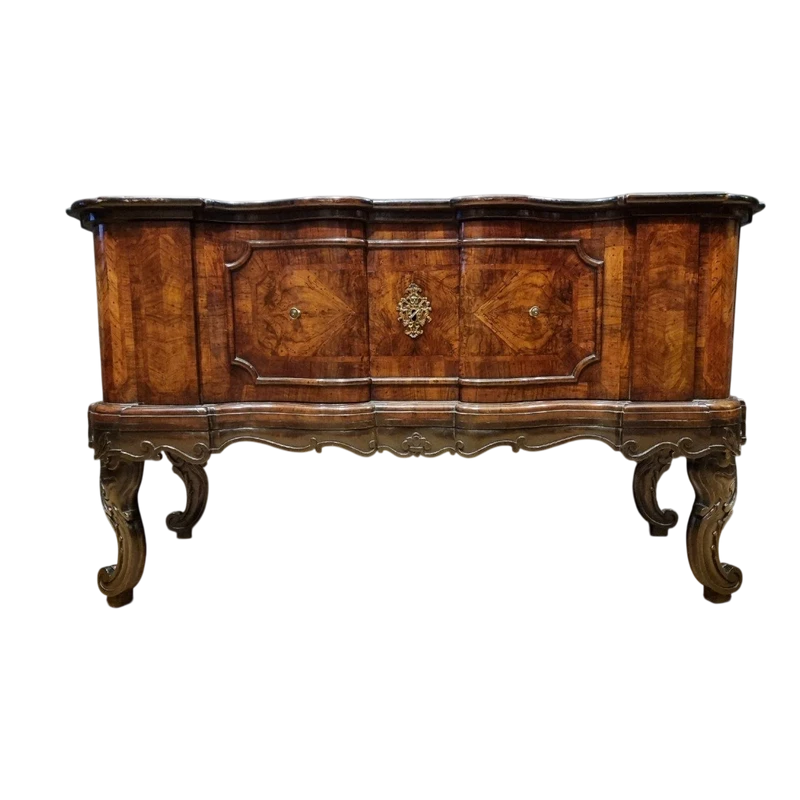 CREDENZA MOSSA LOMBARDA IN NOCE DEL 700