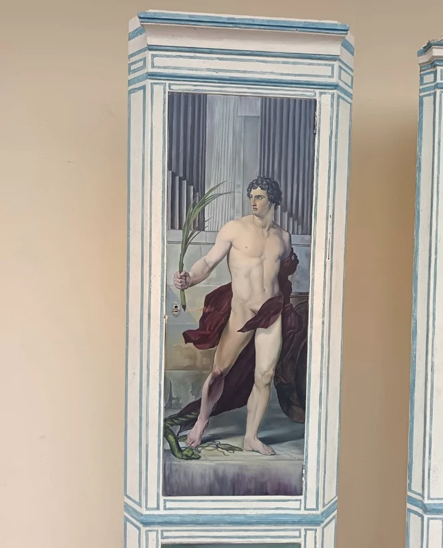 Coppia di Angoliere Lignee del 1850 da Palazzo Nobiliare con 4 Dipinti Hayez