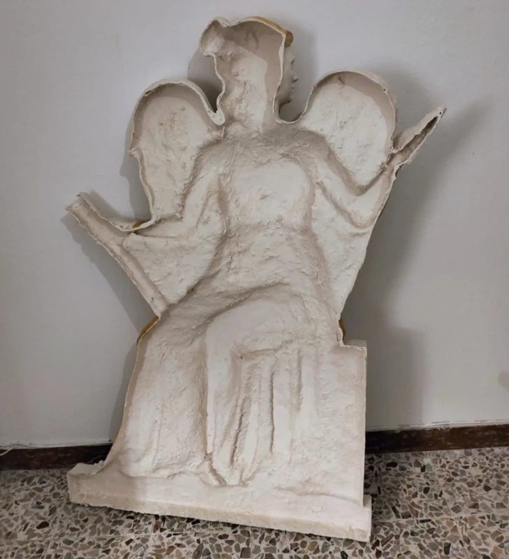 Coppia di angeli anni 60 in vetroresina dal teatro Galli Rimini