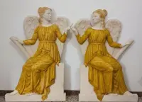 Coppia di angeli anni 60 in vetroresina dal teatro Galli Rimini