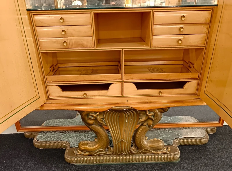 Osvaldo Borsani 1930 bar cabinet