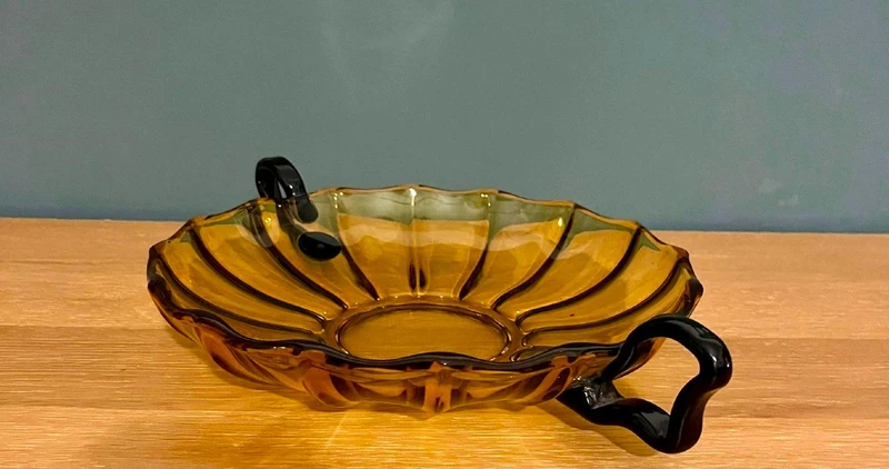 Ciotola in vetro soffiato ambra Josef Hoffman 1920