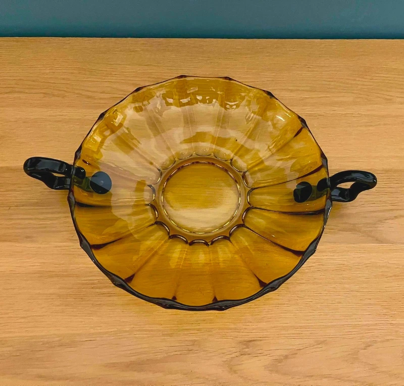 Ciotola in vetro soffiato ambra Josef Hoffman 1920