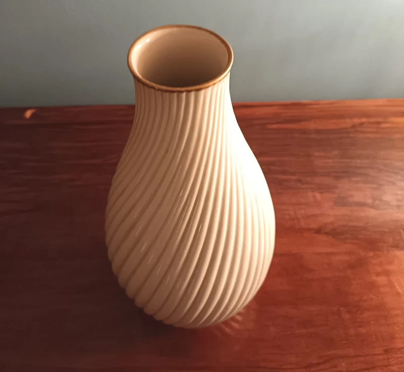 Vaso in porcellana Ginori 1940