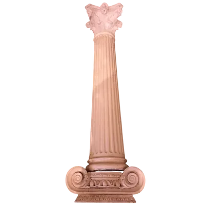 Colonnes avec chapiteaux de 1930 en plâtre et paille