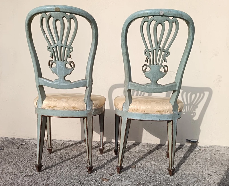 Pair of 18th-century lacquered baroque chairs