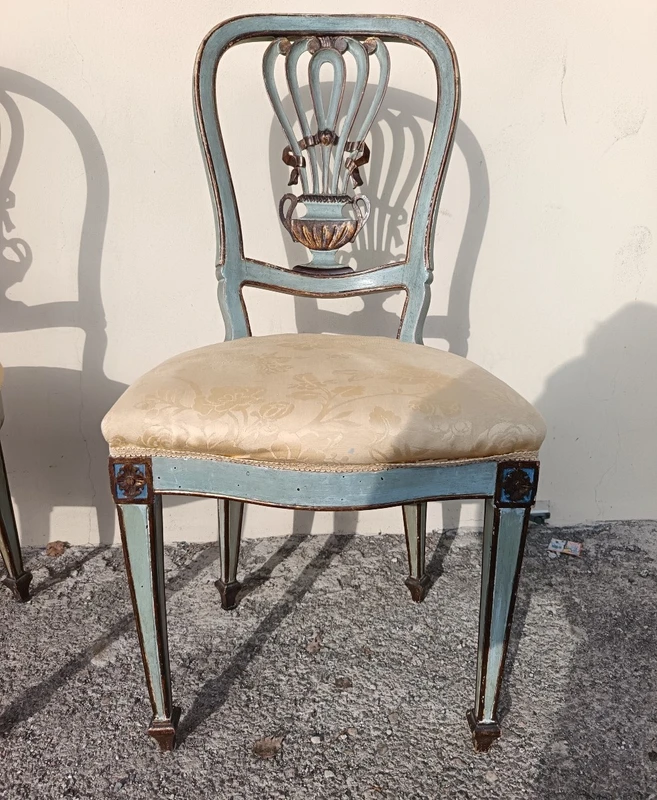 Pair of 18th-century lacquered baroque chairs