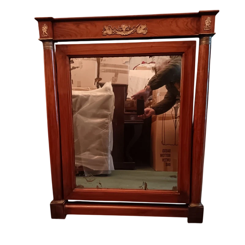 Specchiera Impero del 1810 con bronzi dorati