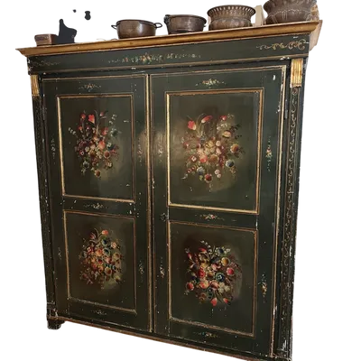Armoire peinte 19e siècle Florence