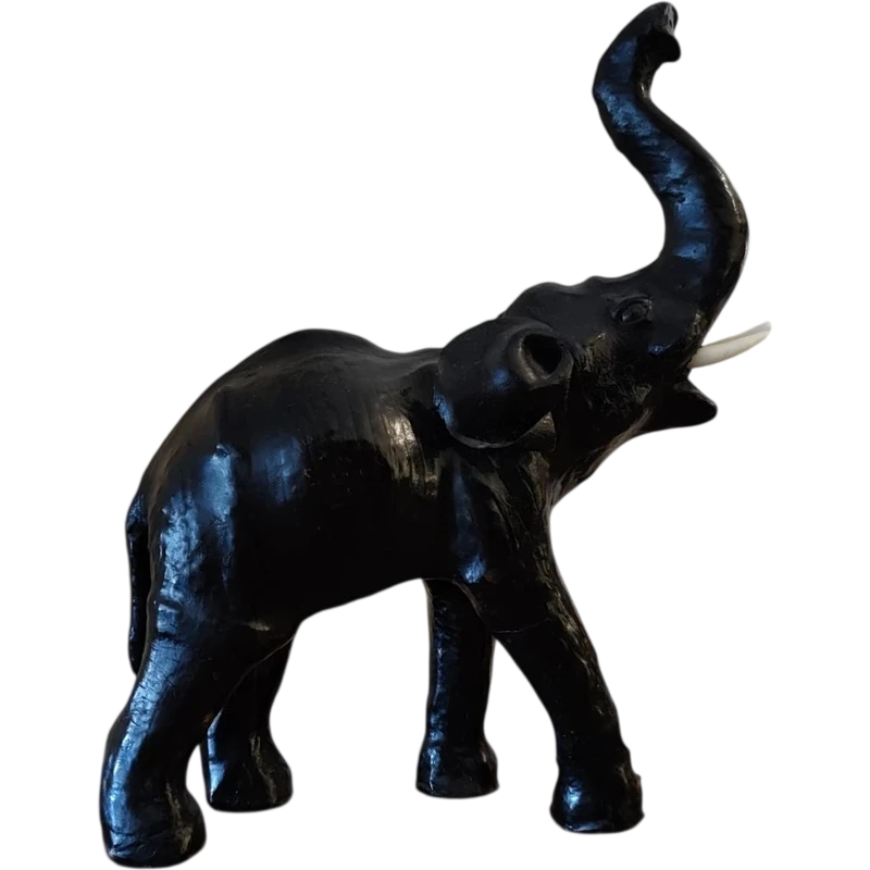 Elefante con proboscide alta dell’800 Papier machè