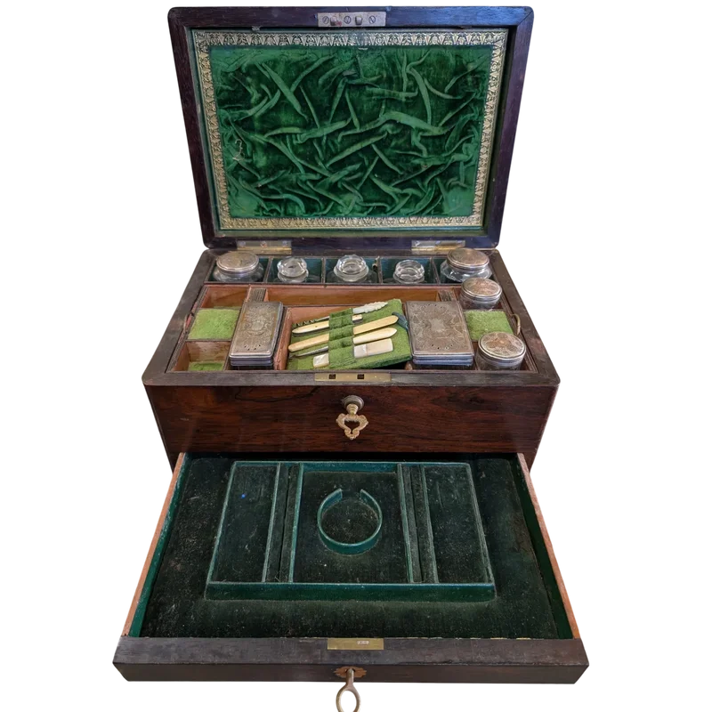 Elegant Lady's Box in Rosewood - 19th Century