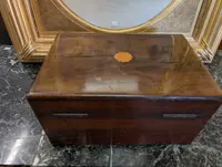 Elegant Lady's Box in Rosewood - 19th Century