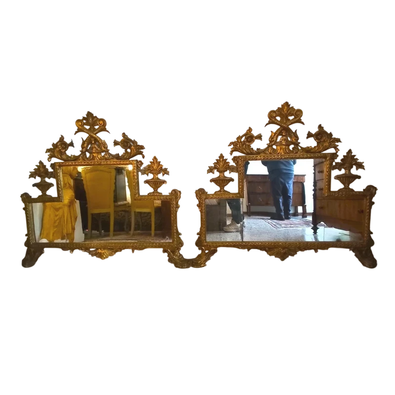 Coppia di Specchiere Lignee Bolognesi Dorate dell’800