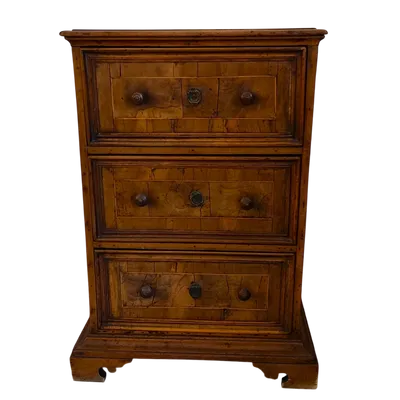 Rare cabinet à trois tiroirs en noyer bolonais du XVIIIe siècle