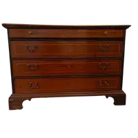 Cassettone Emiliano del 1700 a 4 cassetti in noce biondo lastronato