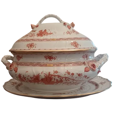 Soupière avec couvercle et plateau en porcelaine de Herend du début du 20e siècle