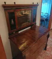 Bolognese walnut dresser with 1810 Empire mirror