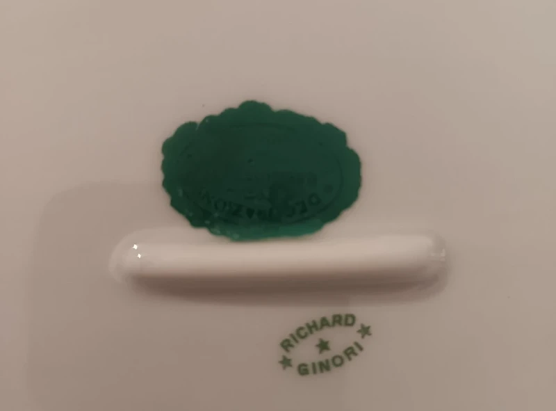 Richard Ginori 1927 porcelain dinner service