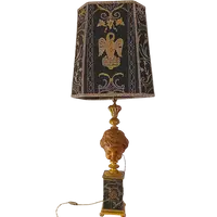 Carved wooden table lamp with marble-painted base - 18th century