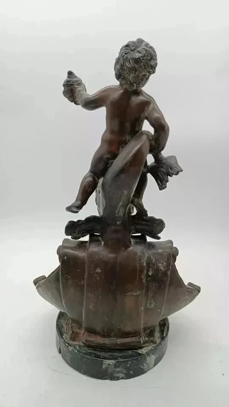 Sculpture ancienne en bronze "enfant dauphin" signée Vincenzo Cinque fin 19ème siècle