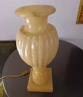 Lampe en albâtre de 1930 - Période historique rationaliste