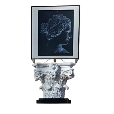 Lampe-capital en plâtre 1920