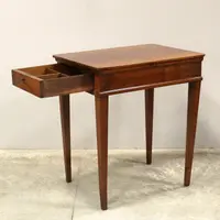 Antico tavolino Luigi XVI in noce 18°secolo