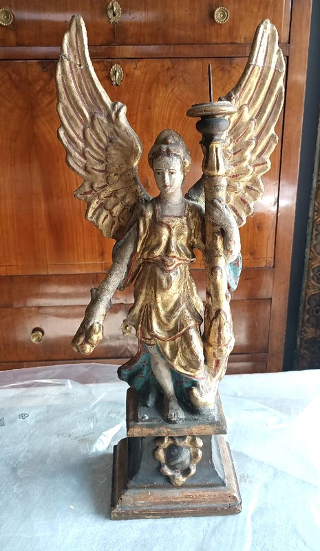 Pair of painted and gilded papier-mâché candleholder angels. Italian Baroque art 17th-18th cent.